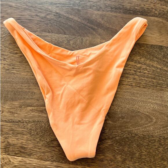 L Space Bikini Bottom Orange/Peach NWOT Size Small - Picture 2 of 5